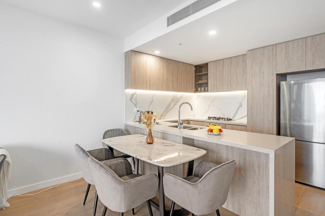 Lamour Ocean View Apartment I In Casino Broadbeach - Free Parking-195Cm Gold Coast Esterno foto